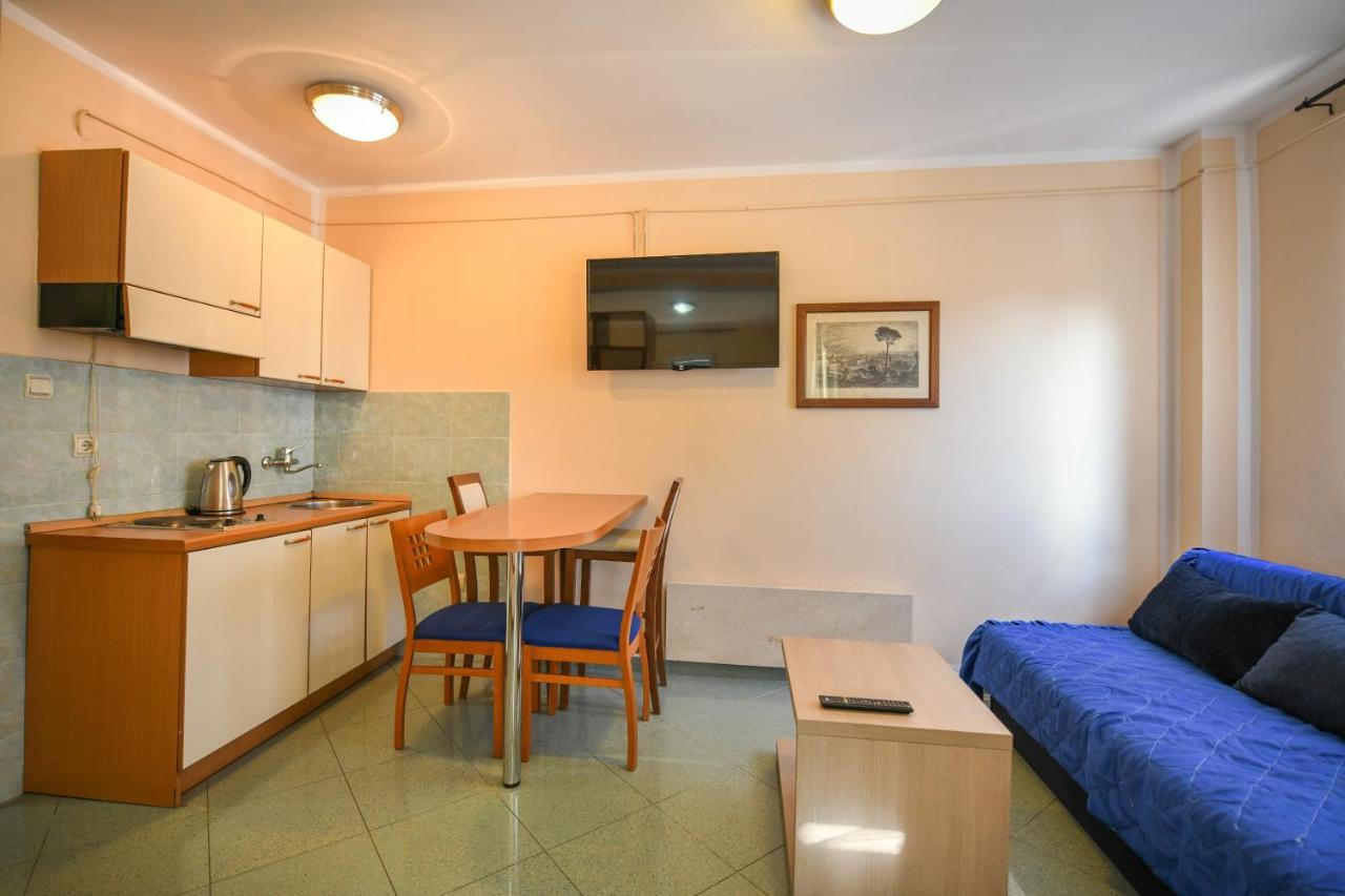 Jolly Apartments Budva Bagian luar foto